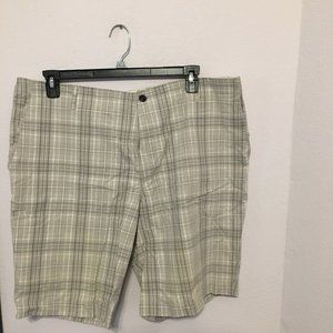 Plaid Dockers shorts Waist 40